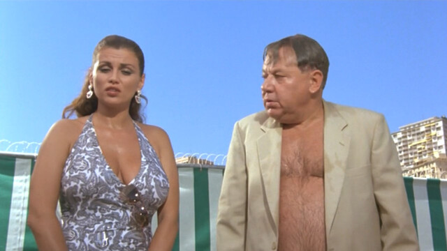Serena Grandi nude, Francesca Dellera sexy – Roba da ricchi (1987)