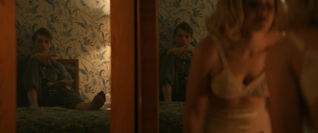 Alison Pill sexy, Deborah Ayorinde sexy – Them s01e04 (2021)