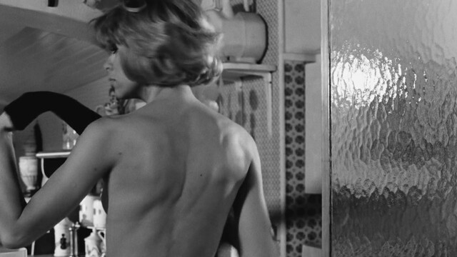 Mireille Darc nude – Galia (1966)