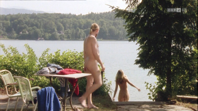 Hilde Dalik nude – Frechheit siegt (2004)