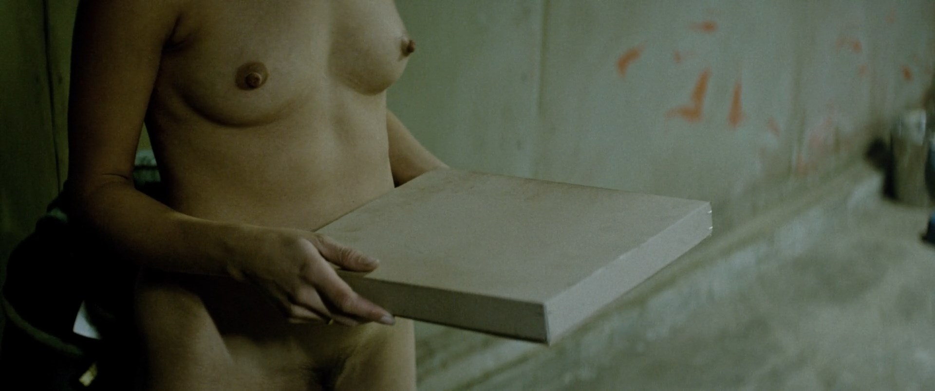 Sara Hjort Ditlevsen nude – Breeder (2020)