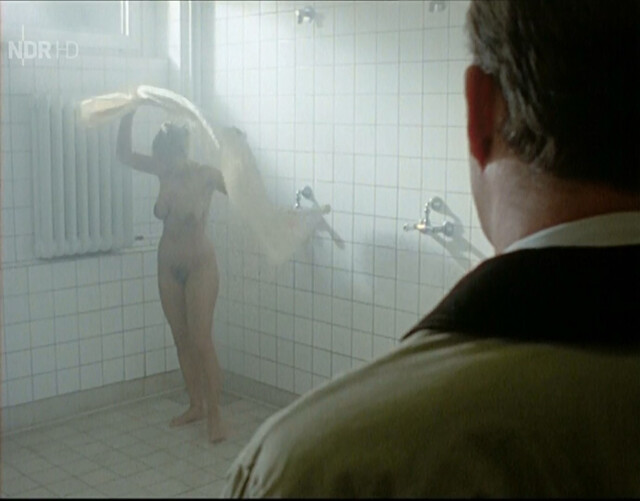 Sophie Schutt nude – Tatort e363 (1997)