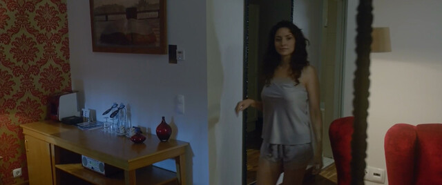 Ina Barron nude – Iliana (2019)