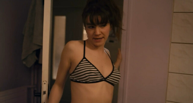 Laurie Leveque nude – Petite pute (2012)