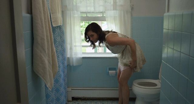 Jenna Krasowski sexy, Ali Breneman sexy, Sydney Amanuel sexy – Nesting Dolls (2019)