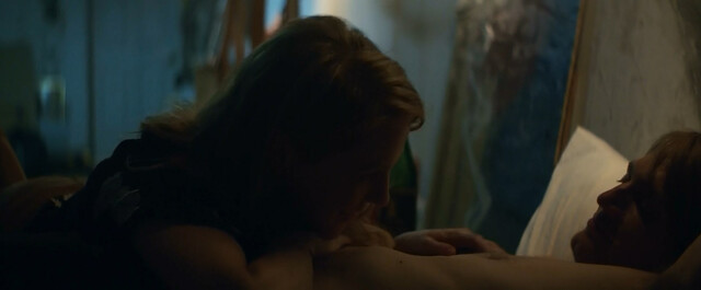 Amy Hargreaves nude, Olivia Luccardi sexy, Comfort Clinton sexy – Paint (2020)