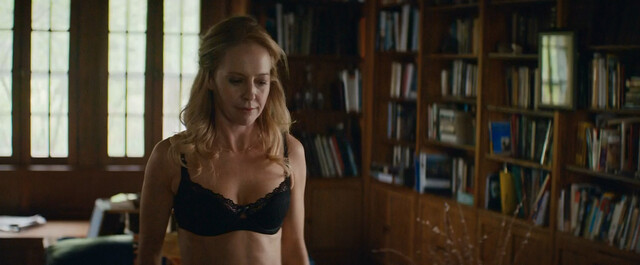 Amy Hargreaves nude, Olivia Luccardi sexy, Comfort Clinton sexy – Paint (2020)