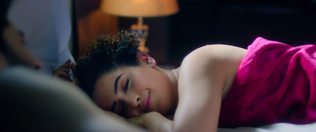 Sanya Malhotra sexy – Ludo (2020)