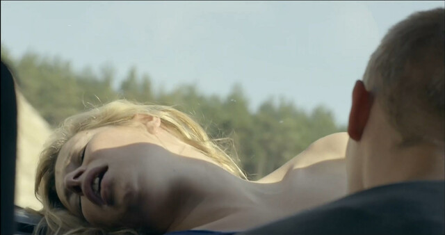 Agnieszka Warchulska sexy, Magdalena Mascianica sexy – Milk (2017)