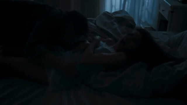 Olga Venikova sexy, Alla Martynyuk sexy – Po raznim beregam s01e10-12 (2019)