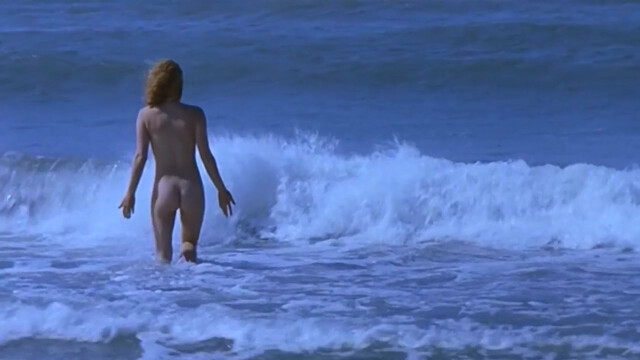 Sophie Quinton nude – Avril (2006)