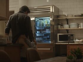 Kate Mara sexy, Camila Perez sexy – A Teacher s01e04 (2020)