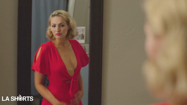 Veta Horwitz (Kristine Veta) sexy – Un-Dateable Britt (2020)