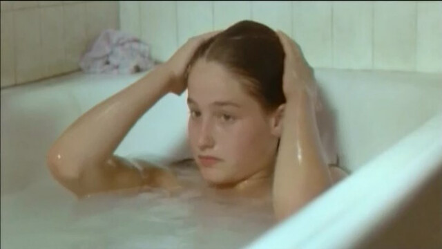 Marie Gillain nude – Marie (1993)