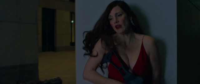 Jessica Chastain sexy – Ava (2020) 1080p