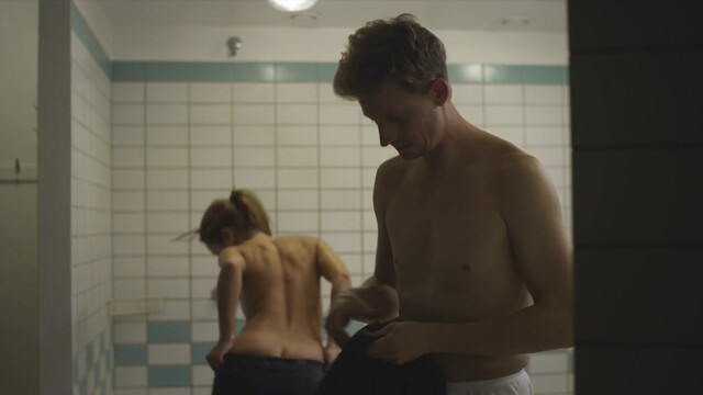 Ditte Ylva Olsen nude – It's Cold and It's Stale (Det er koldt og der er skind pa) (2013)