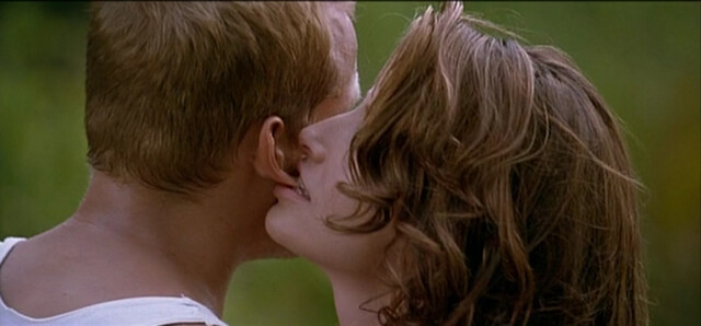 Elisabeth Shue sexy, Chloe Sevigny sexy, Gina Gershon sexy – Palmetto (1998)