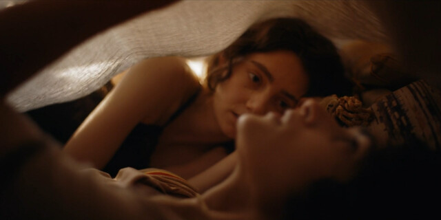 Tanya Reynolds sexy, Seyan Sarvan sexy – The Baby s01e05 (2022)