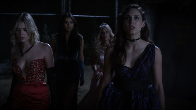 Ashley Benson sexy, Shay Mitchell sexy, Lucy Hale sexy, Troian Bellisario sexy, Janel Parrish sexy – Pretty Little Liars s06e01 (2015)