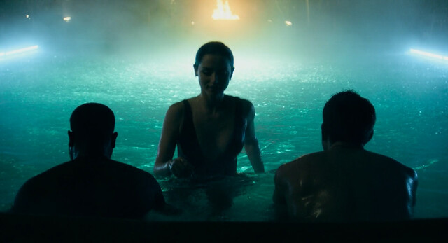Ana de Armas nude - Deep Water (2022)