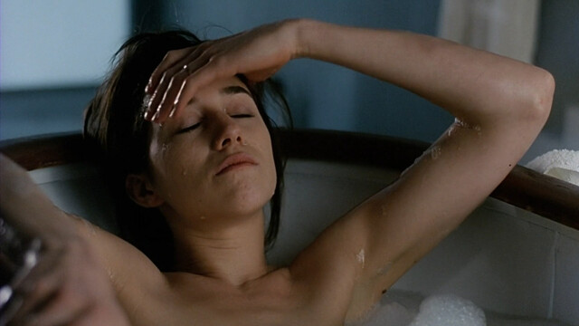 Charlotte Gainsbourg nude - The Intruder (1999)