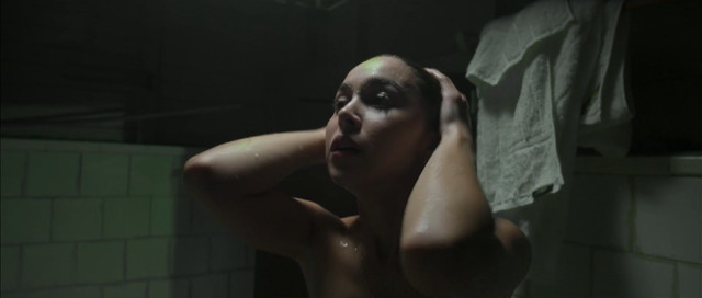 Julia Barretto sexy - Bahay na Pula (2022)