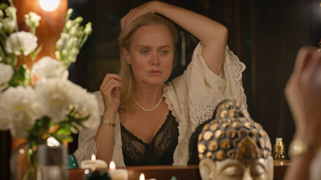 Nadezhda Mikhalkova (Nadia Mikhalkova) sexy, Anna Mikhalkova sexy, Anastasiya Mikulchina sexy – Nominatsiya s01e01 (2022)