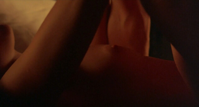Amanda Ryan nude - Elizabeth (1998)