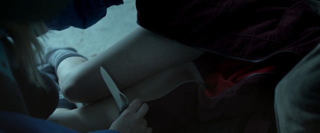 Athena Strates sexy, Marta Nieto sexy – A Perfect Enemy (Cosmetica del enemigo) (2020)