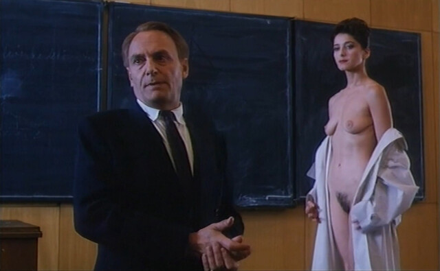 Valerie Zarrouk nude - Elle (1995)