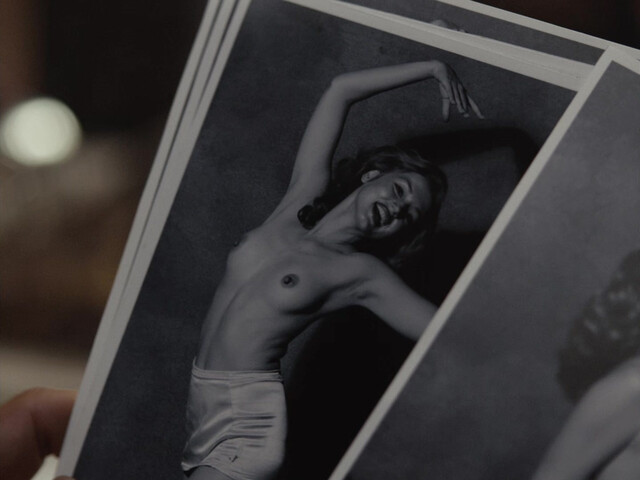 Julianne Nicholson nude, Ana de Armas nude - Blonde (2022)