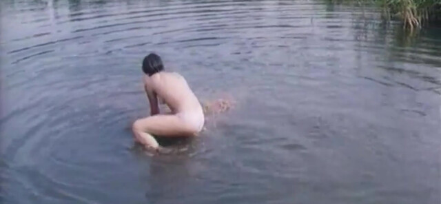 Anna Matyukhina nude - Tretya planeta (1991)