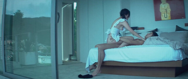 Ashina Kwok nude, Fish Liew nude, Koyi Mak nude - Lazy Hazy Crazy (2015)