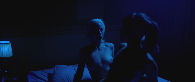 Mariana Di Girolamo nude, Paola Giannini nude, Giannina Fruttero nude - Ema (2019)