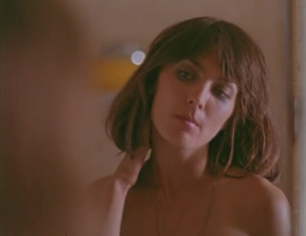 Oksana Kaliberda nude - Sheremetevo-2 (1990)