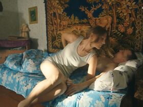 Maryana Spivak sexy, Darya Alypova sexy – Zhuki s03e13 (2022)