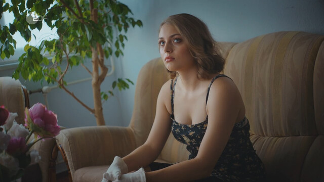 Luise Emilie Tschersich sexy, Nicola-Rabea Langrzik sexy – Blutige Anfanger s04e09 (2022)