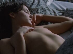 Virginie Ledoyen nude - In All Innocence (En plein coeur) (1998)