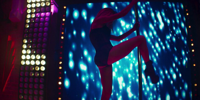 Elena Podkaminskaya sexy, Elizaveta Martines sexy – Eva, rozhay! s01e13 (2022)