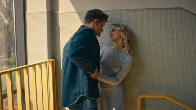 Varvara Fedorovna sexy, Elizaveta Mordashova sexy, Ivanka Osina-Fridman sexy – Lejt Najt Skul s01e04 (2022)