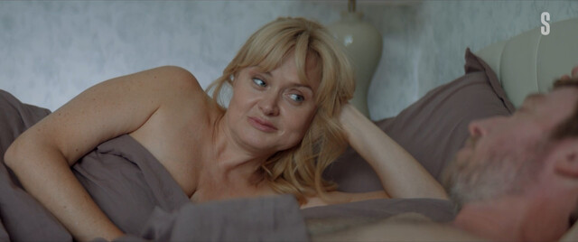 Elizaveta Ishenko sexy, Anna Mikhalkova sexy – Alisa ne mozhet zhdat s01e01-03 (2022)