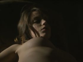 Maya Coline nude - Indress Elle (2016)