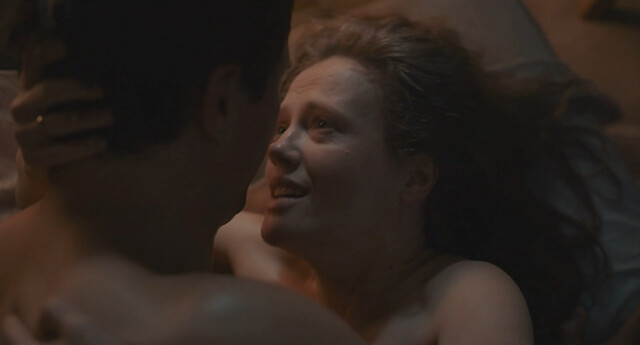 Elizaveta Bazykina nude, Anna Sinyakina sexy - Nadvoye s01e04 (2022)