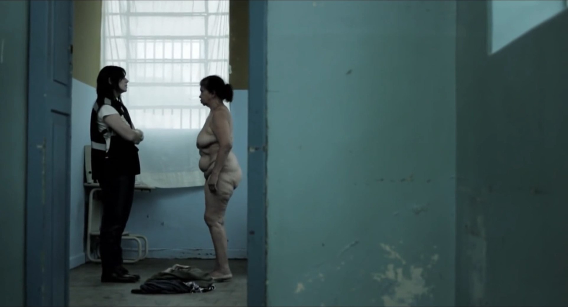 Eloina Duvoisin Ferreira nude - A Fabrica (2011)