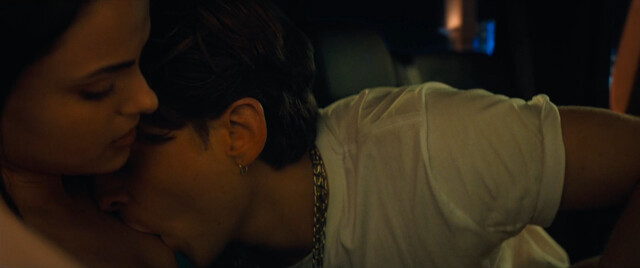 Maya Hawke sexy, Camila Mendes sexy, Alisha Boe sexy, Talia Ryder sexy – Do Revenge (2022)