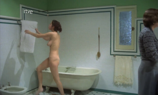 Carmen Roldan nude - Mi hija Hildegart (1977)