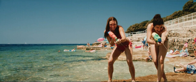 Elisabeth Wabitsch sexy, Antonia Moretti sexy, Valerie Huber sexy – Die letzte Party deines Lebens (2018)