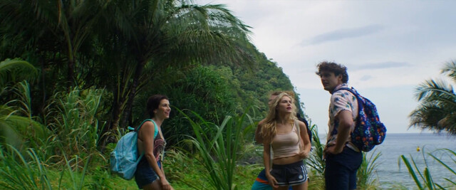 Michelle Randolph sexy, Bianca Haase sexy – The Resort (2021)