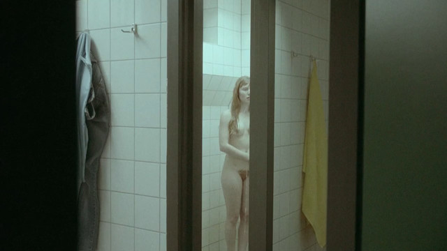 Sigrid ten Napel nude - Vast (2011)