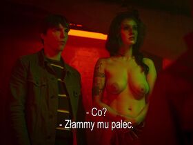 Anna Matysiak nude - Emigracja XD s01e08 (2023)